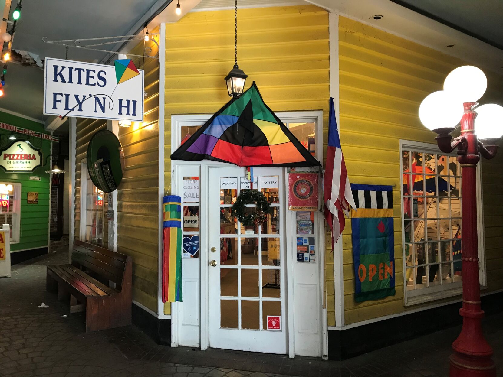 Kites Fly'N Hi storefront